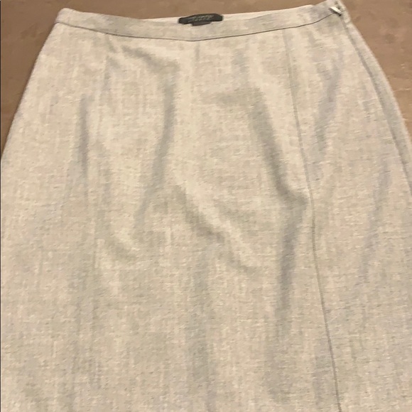Limited Grey Back Pleated Skirt, Size 6 - Picture 1 of 3